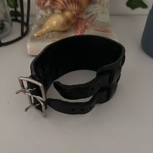 Leather bracelet